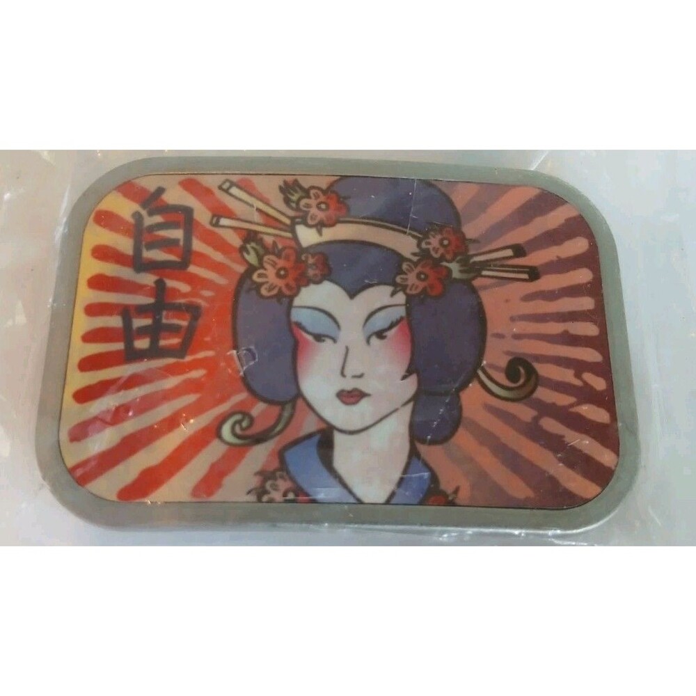 Geisha silver tone belt buckle retro Japanese graphic Kanji text red sunburst